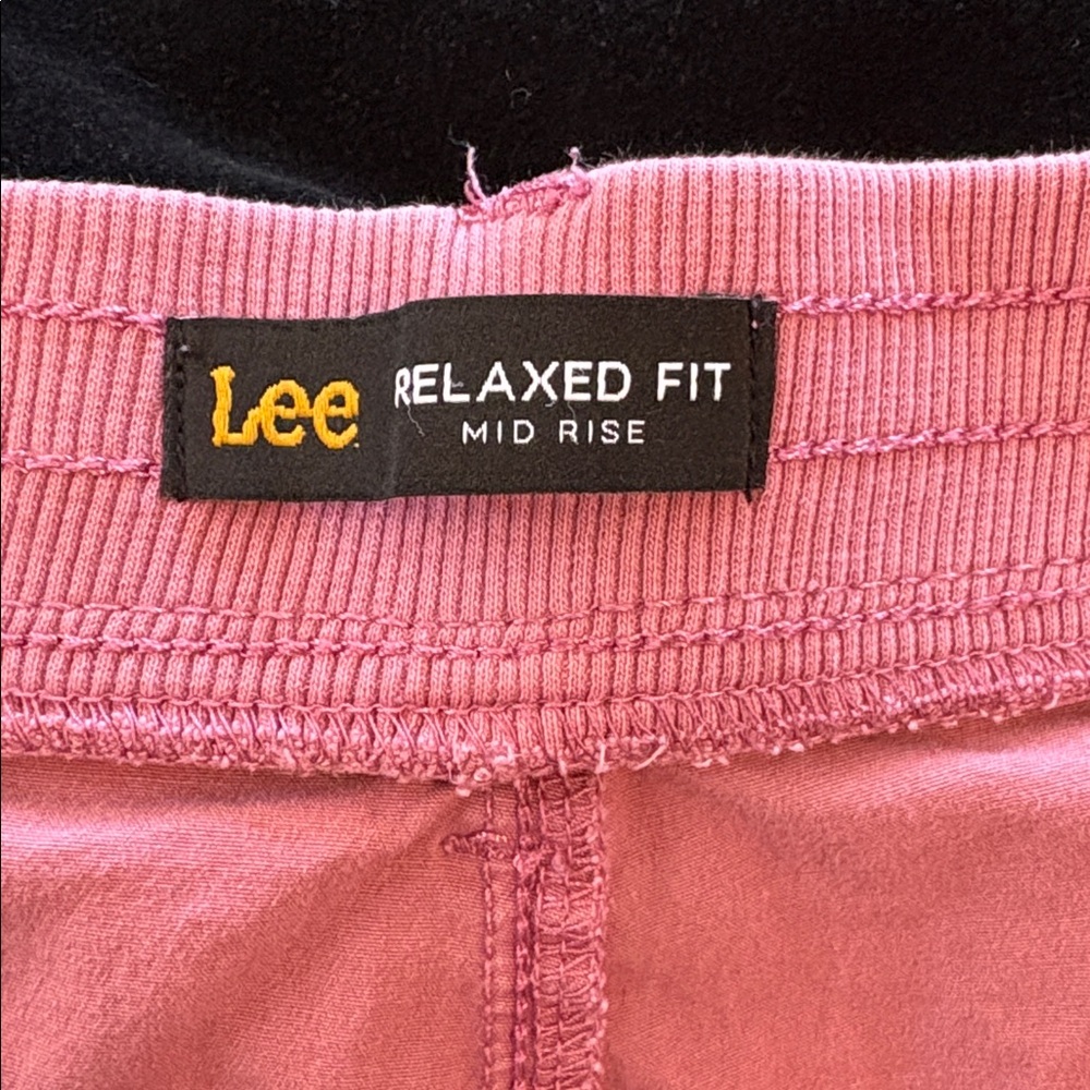 Lee Relaxed Fit Mid Rise Capri Cargo Pants Size 16 Mauve Pink Stretch - Picture 5 of 6